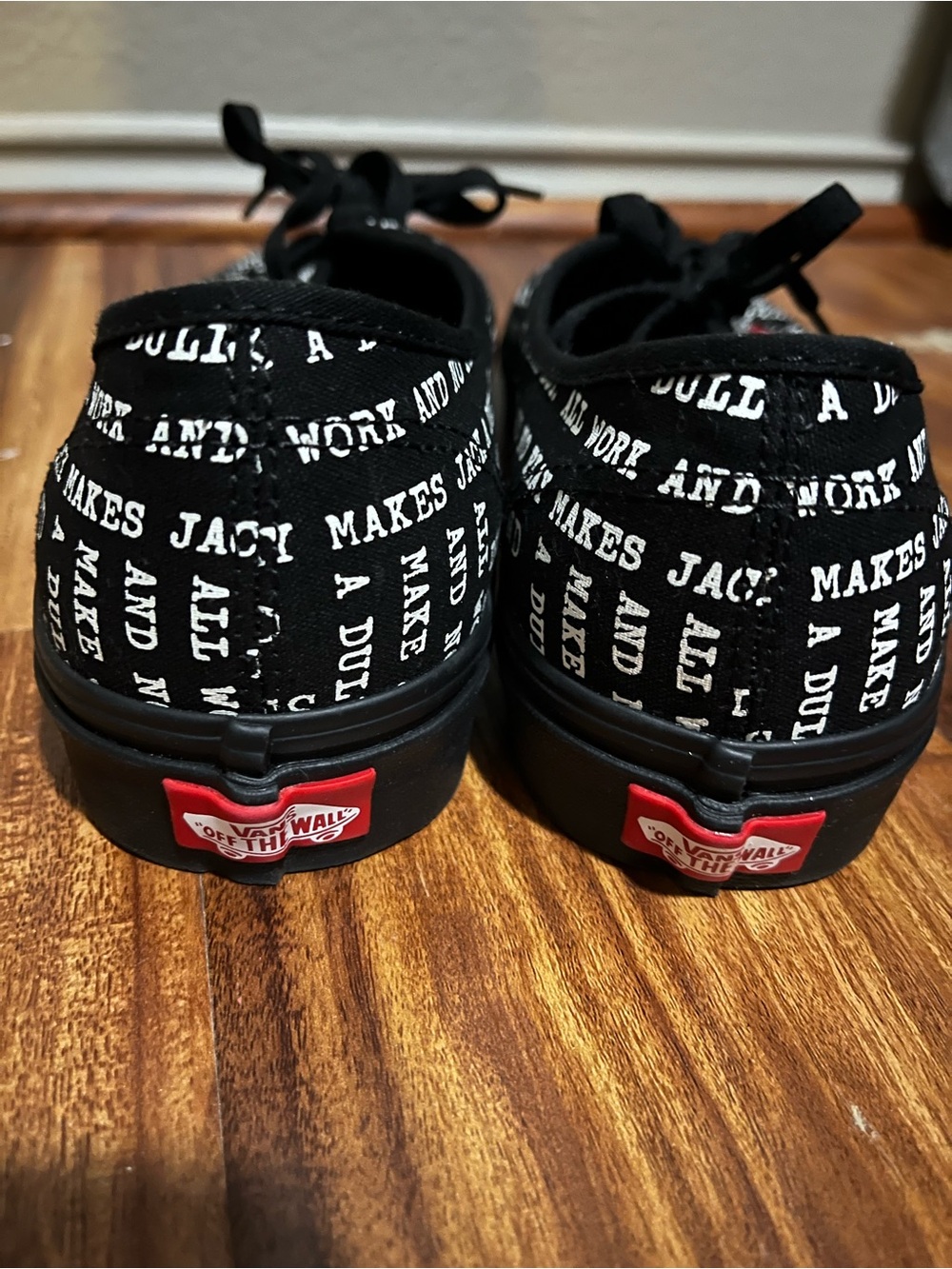 Vans Authentic X House Of Terror The Shining Men’s 9.5/Women’s 11 - Picture 4 of 5